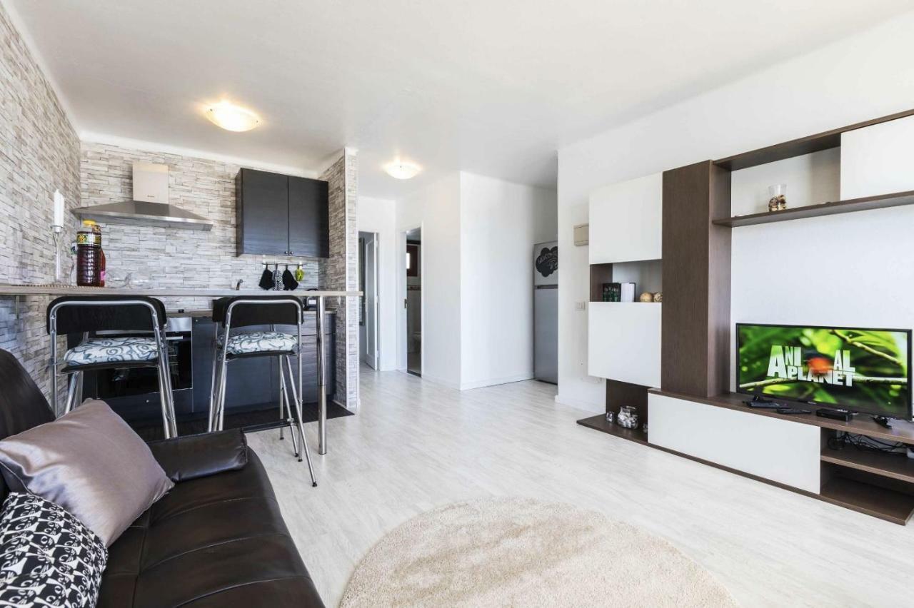 Vivienda Vacacional La Dolce Vita Tias Exterior photo